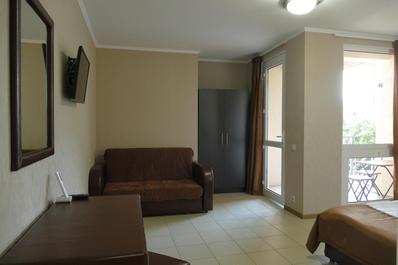 Astoria Comfort Hotel New Athos Екстериор снимка